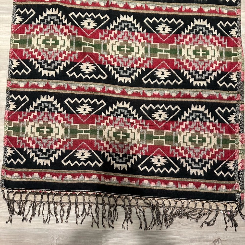 NWT.  Sacred Threads Red and Brown Lap Blanket. Geometric.  CL/GR09.  244 - Picture 2 of 4
